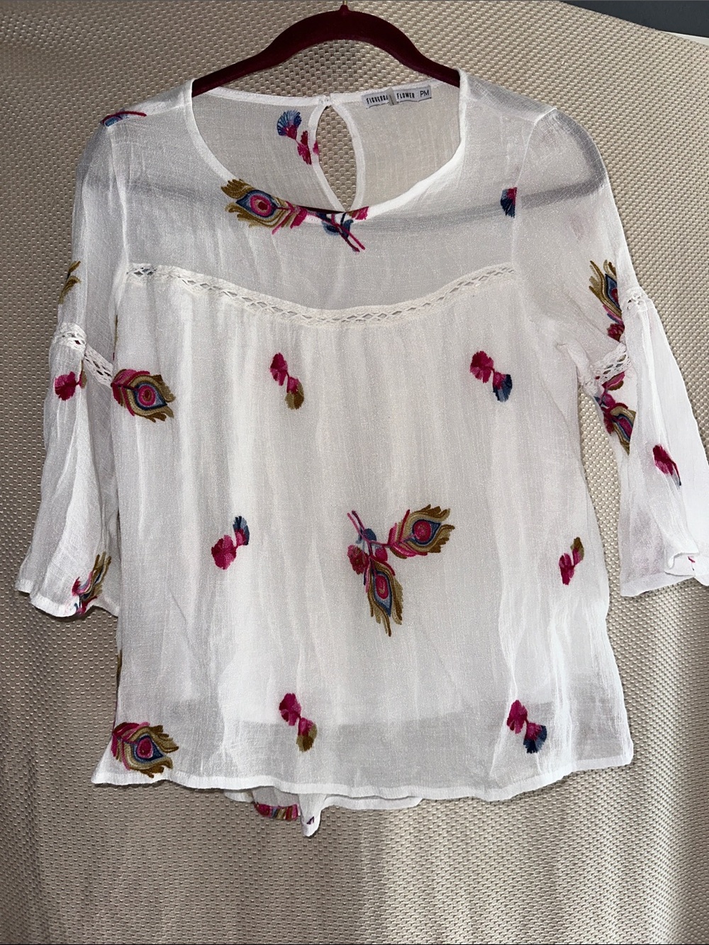 Figueroa & Flower White Peacock Embroidered Boho Blouse Petite Medium PM
